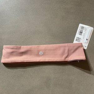 Lululemon fly away tamer headband